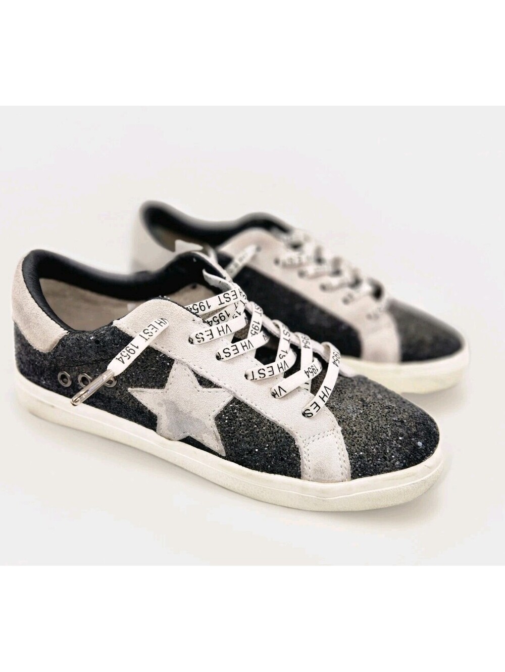 Vintage Havana Fear Women's 6 Black Sparkle Glitter Star North Sneakers Shoes